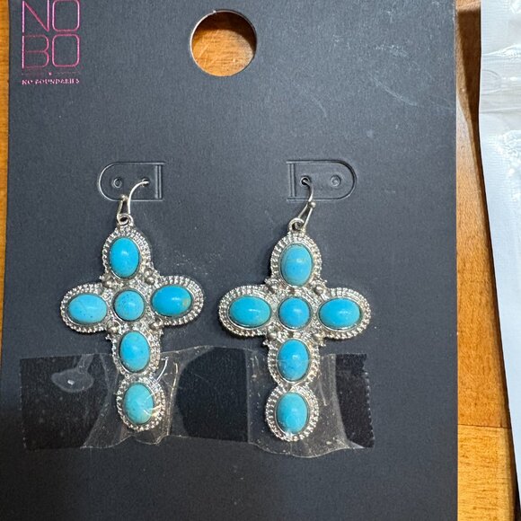 NWOT: CROSS Costume Jewelry: One Pair Earrings and One Pendant - Picture 2 of 4